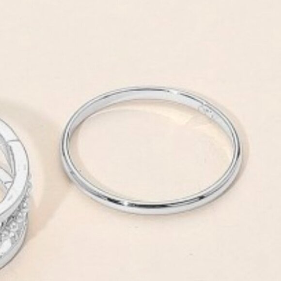 SILVER DIPPED SIMPLE BAND RING - Picture 1 of 1
